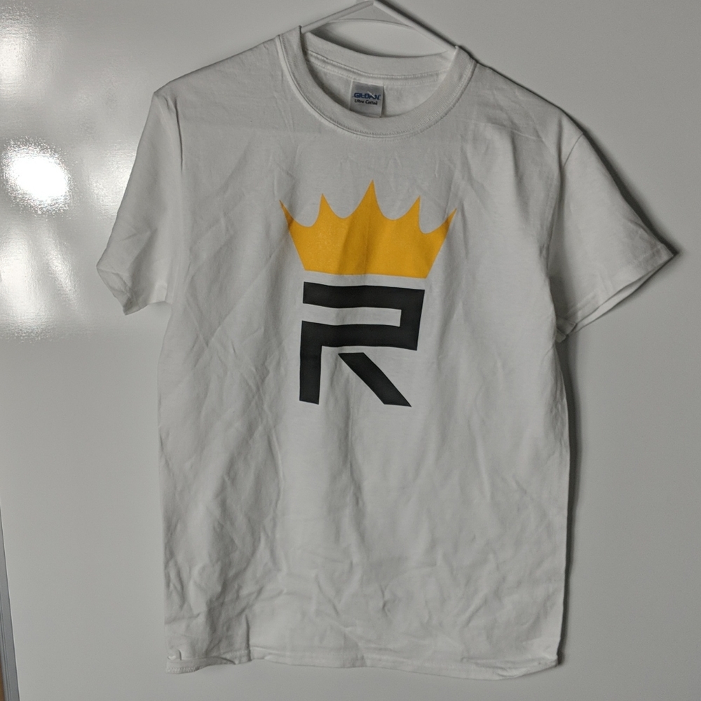 Royal King Crown 👑 R White Cotton T-shirt